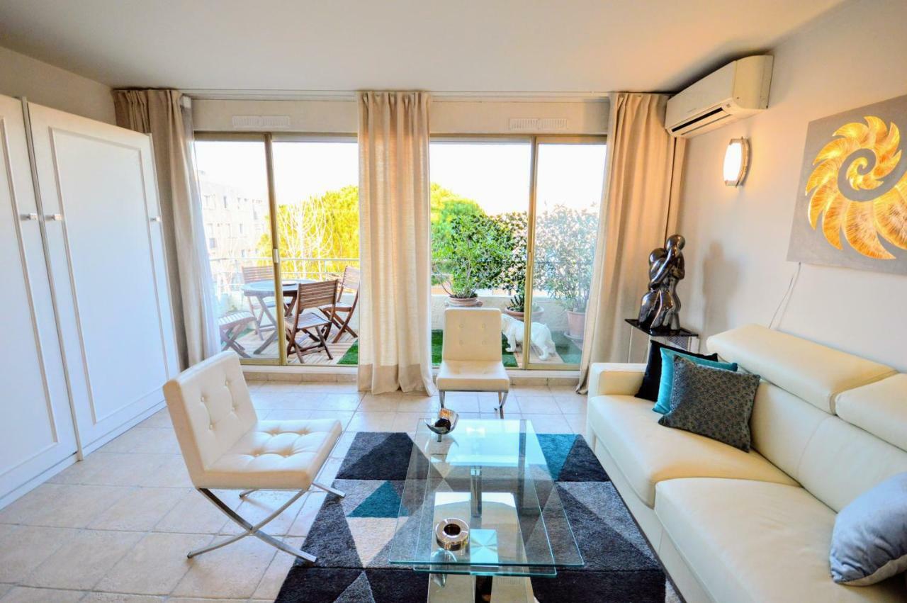 Апартаменты Saint Tropez Sea View Penthouse Экстерьер фото